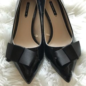 Zara Shoes - Black Bow Zara kitten heels Zara Shoes - Black Bow Zara kitten heels